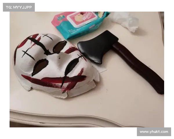 欧洲杯惊现暴力冲突：男子持斧燃烧弹威胁球迷，袭警后被开数枪重伤